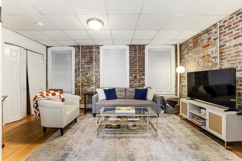 19 Harris Street # 1