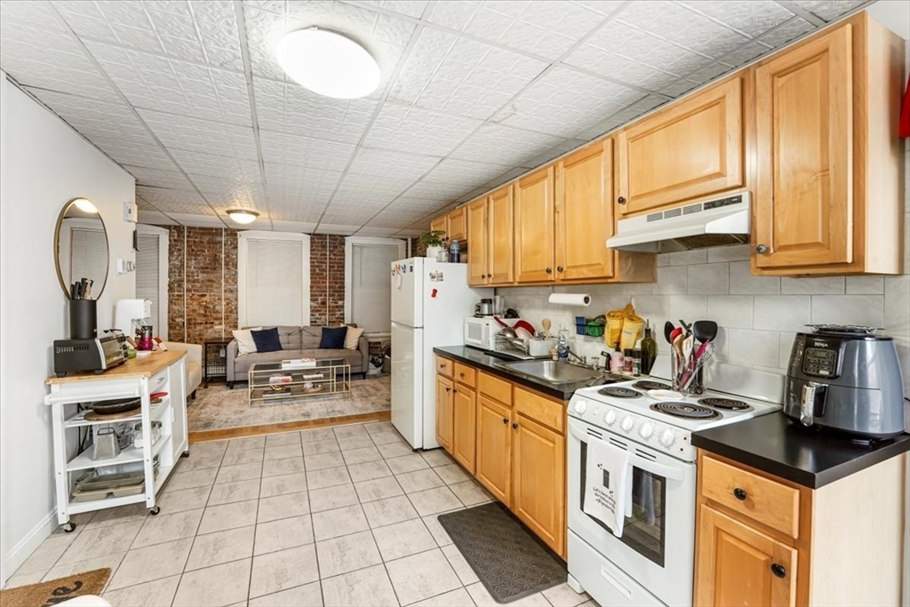 19 Harris Street # 1