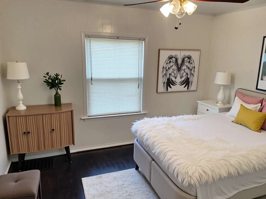 49 Carpenter St # 1