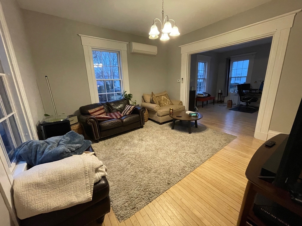 373 Pleasant