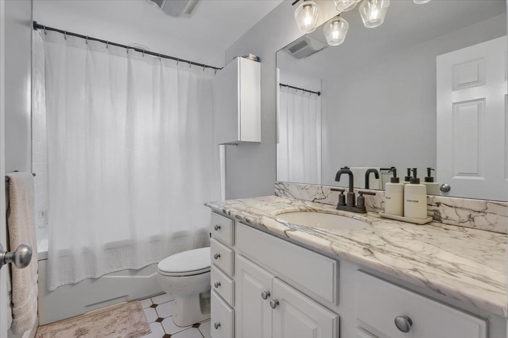 18 Claymont Terrace # 18