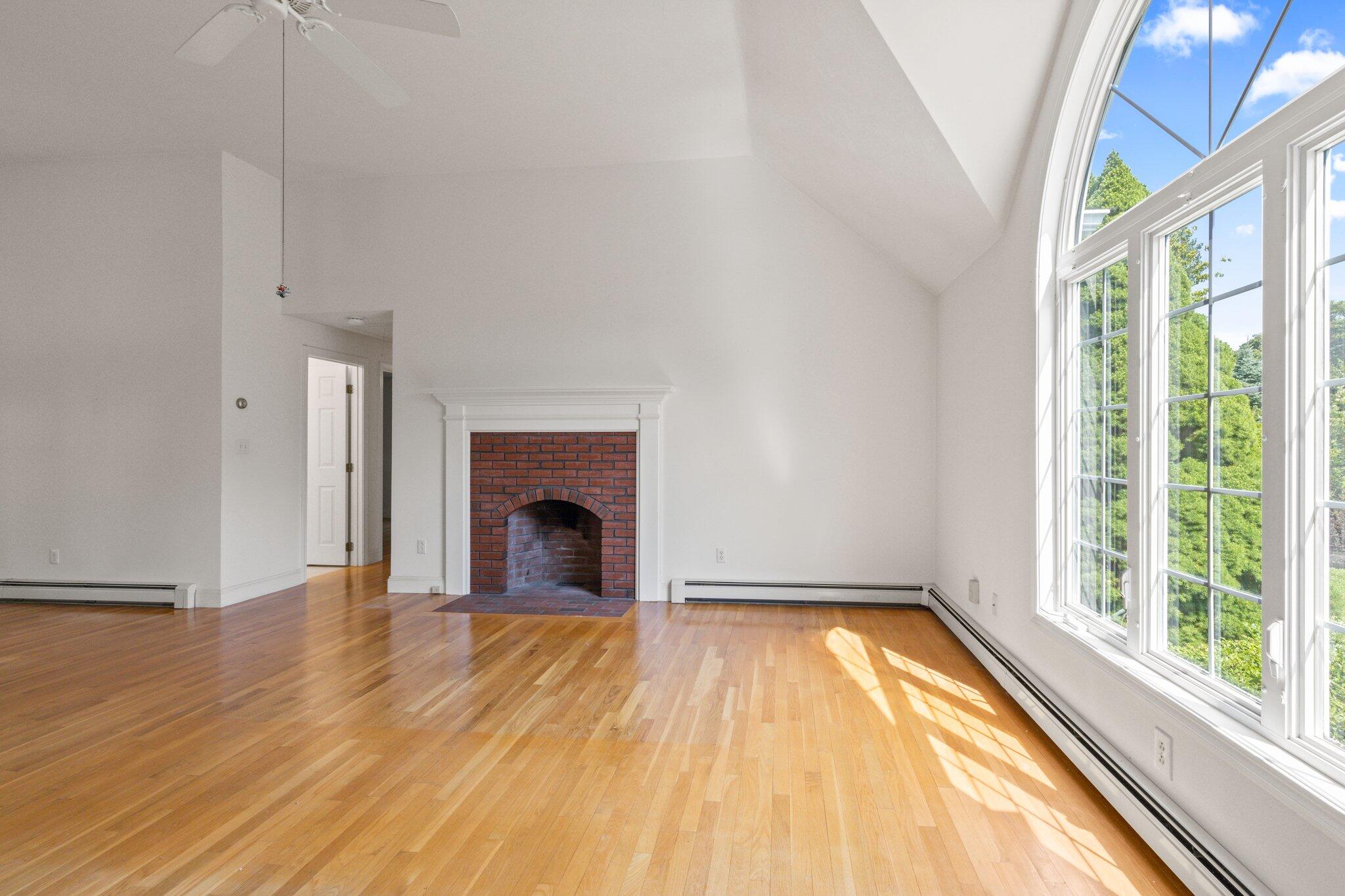 10 Dundee Circle