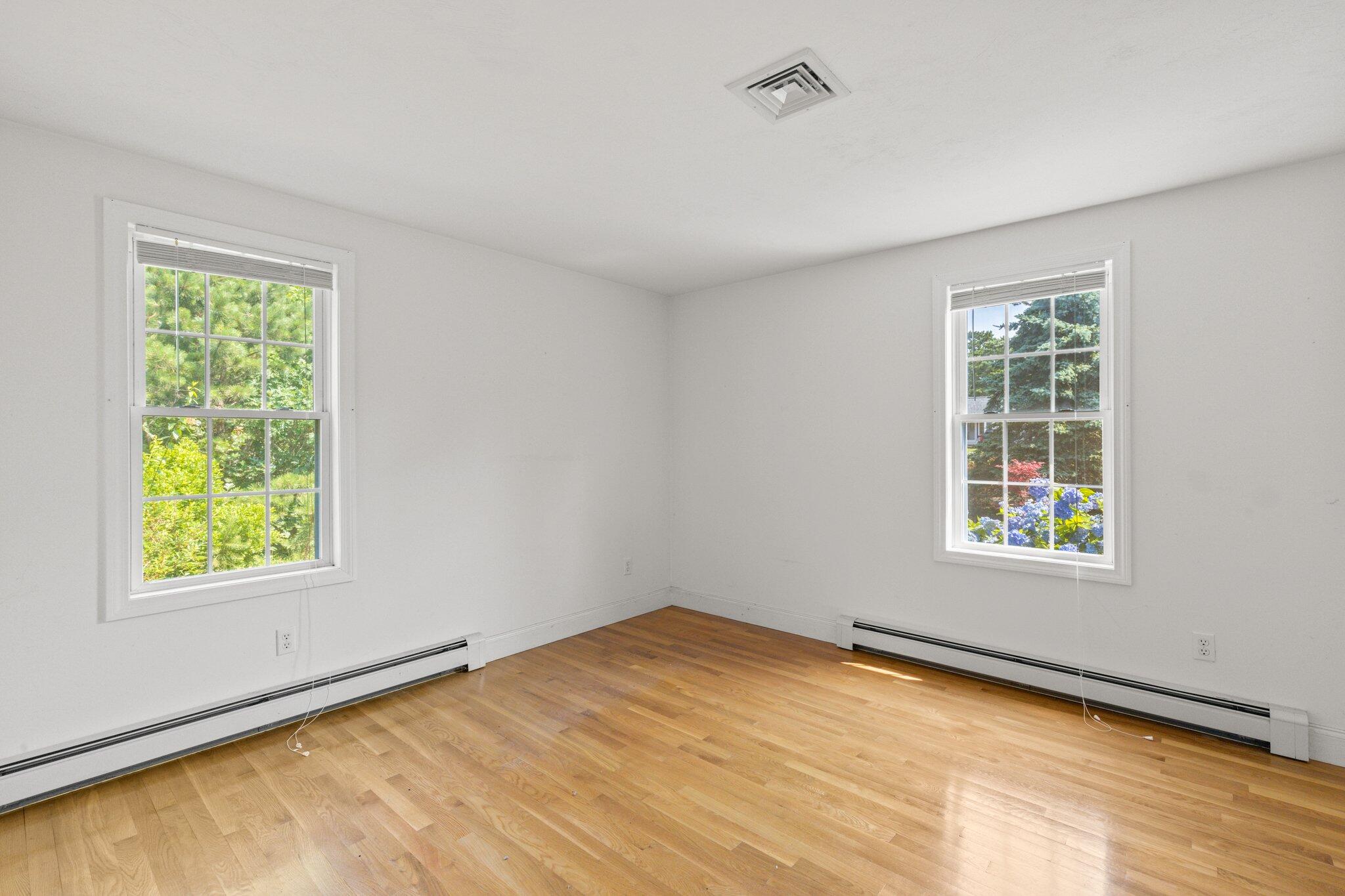 10 Dundee Circle