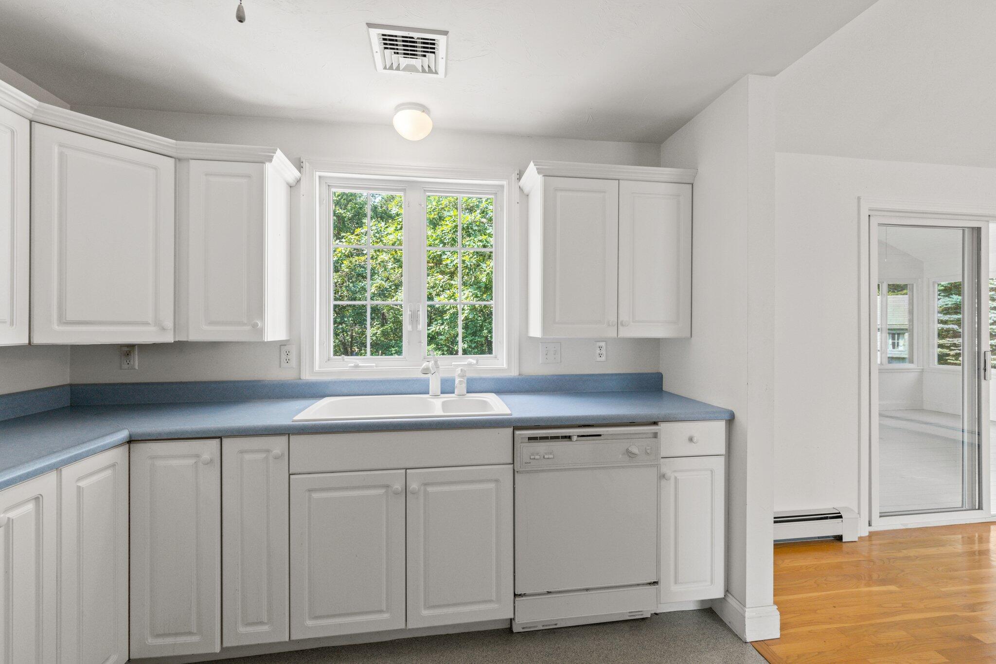 10 Dundee Circle