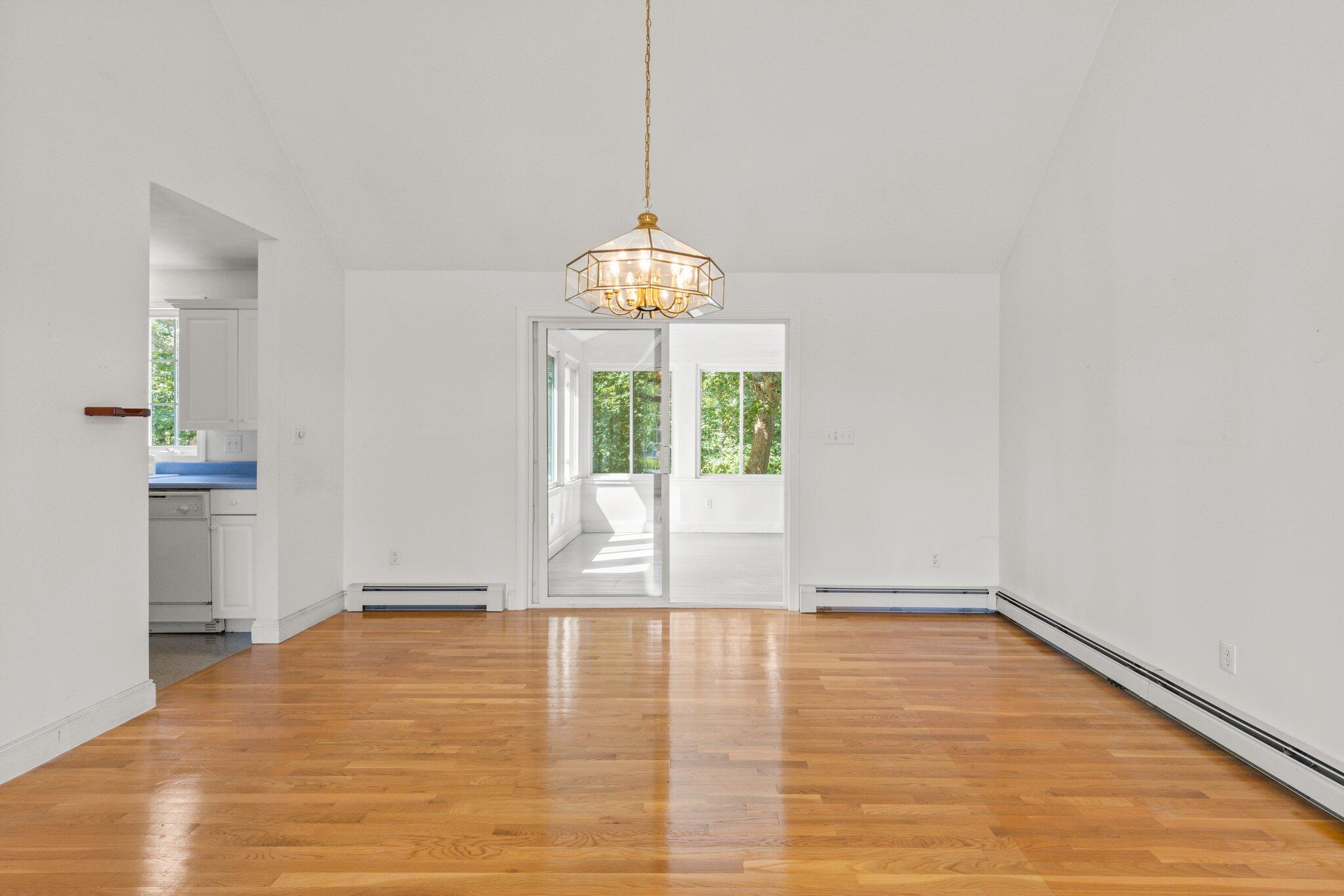 10 Dundee Circle