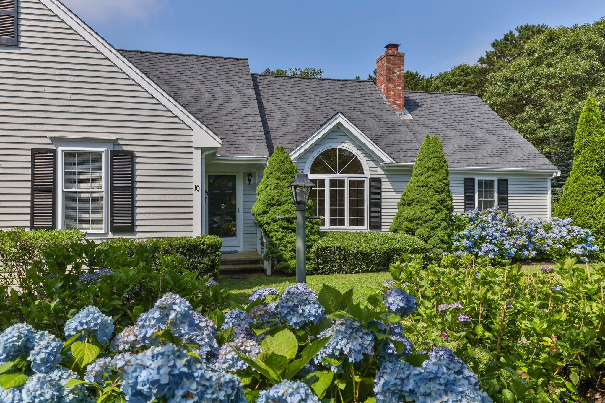 10 Dundee Circle