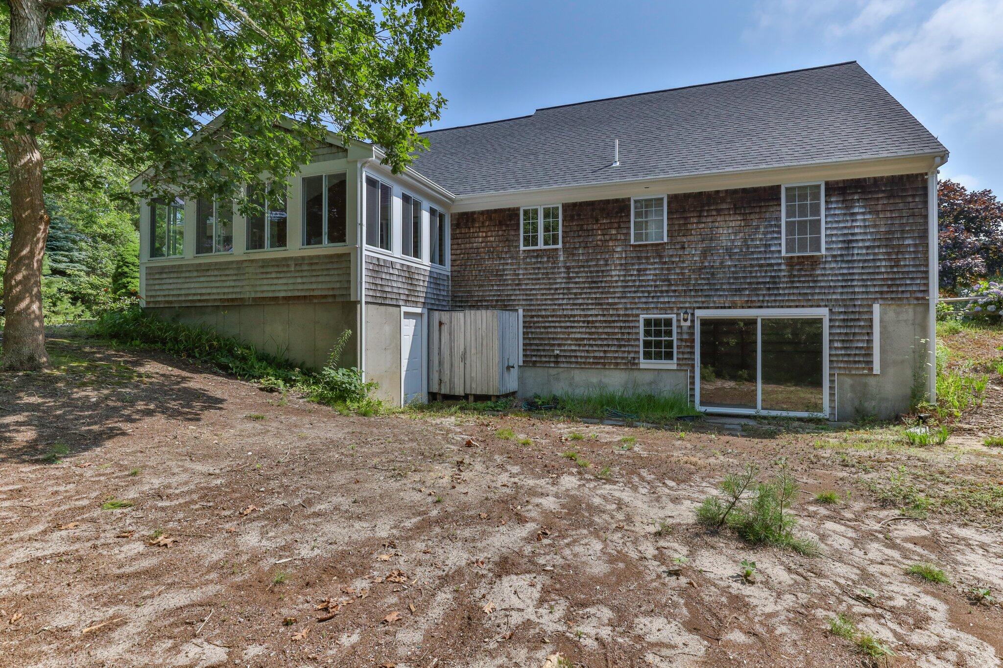 10 Dundee Circle