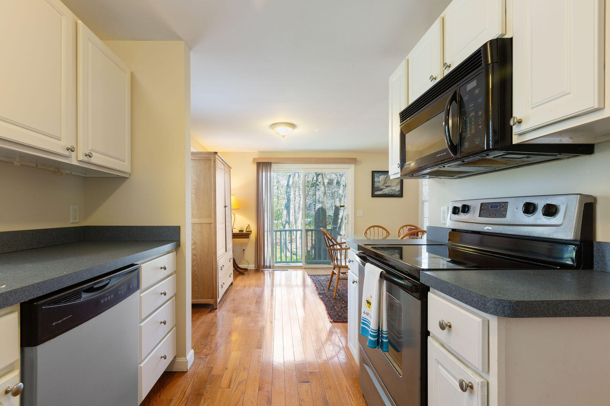 121 Camp Street # 137
