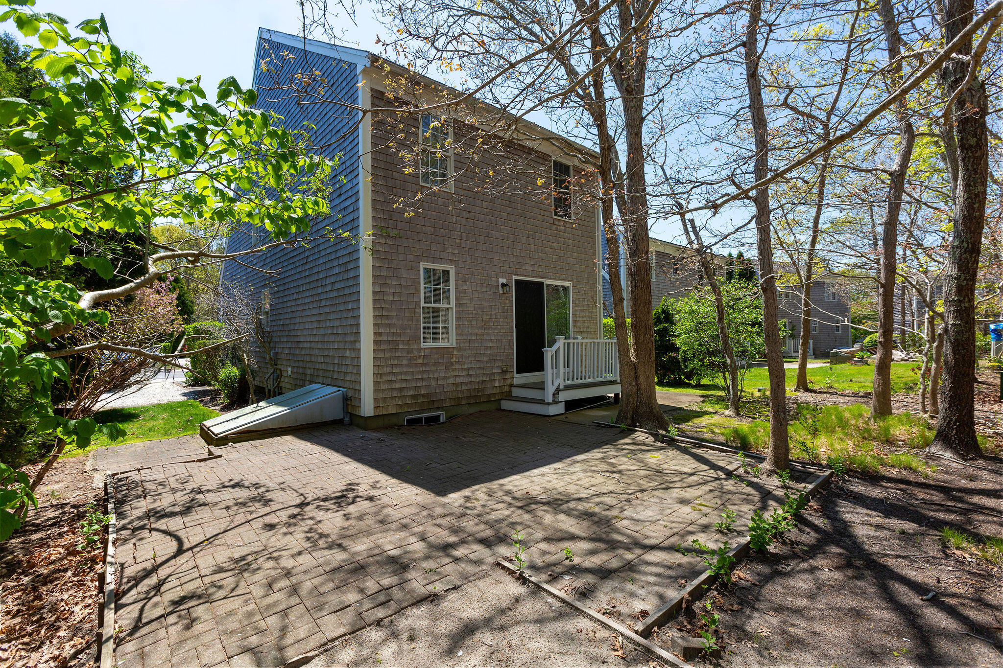 121 Camp Street # 137