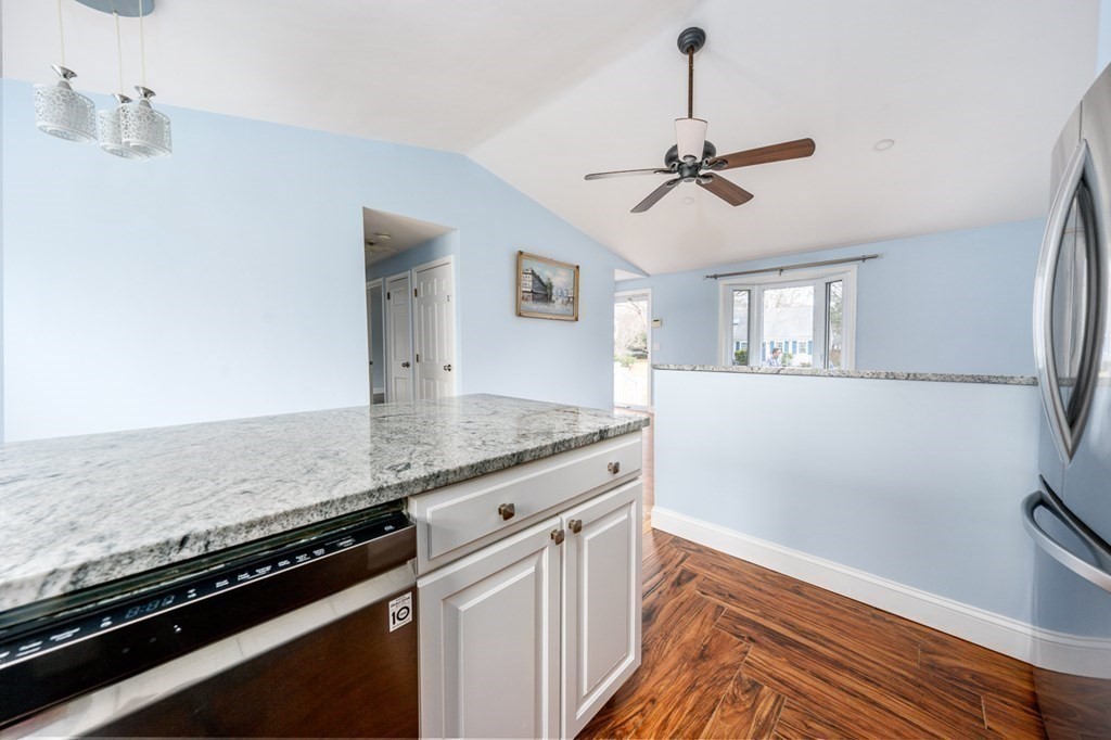 545 Lincoln Road Ext