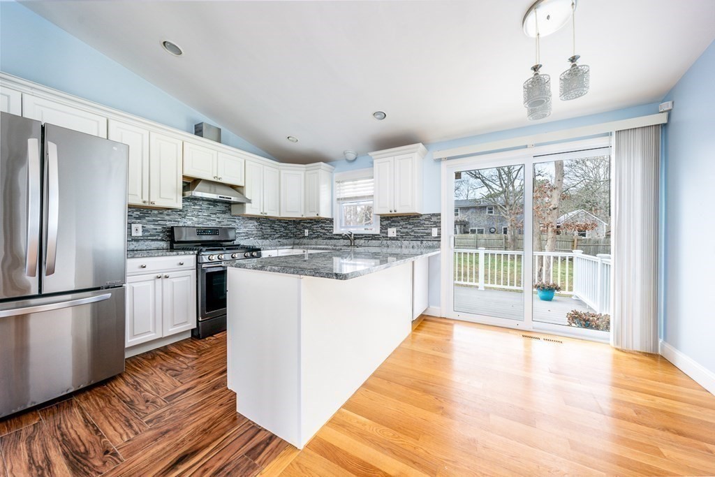 545 Lincoln Road Ext