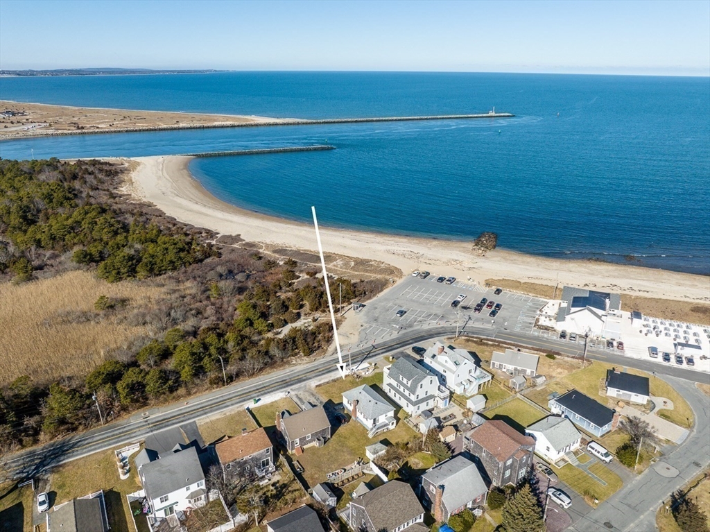 90 Town Neck Rd