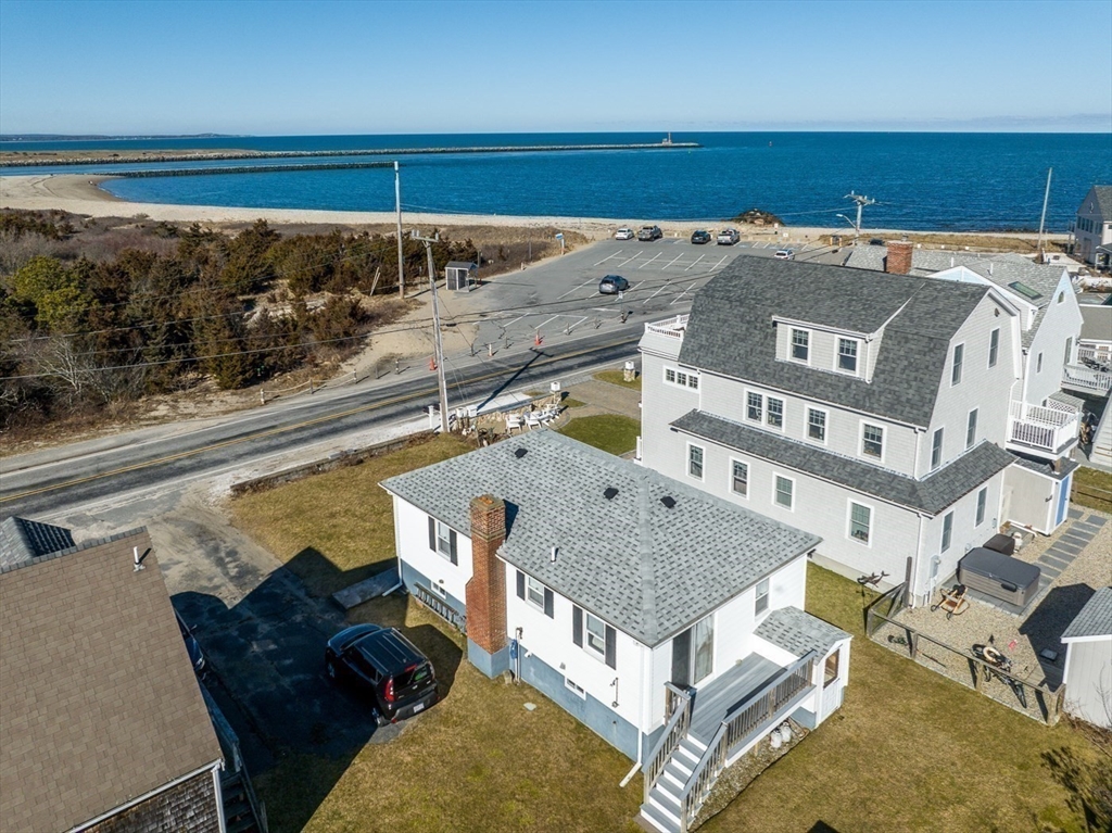 90 Town Neck Rd