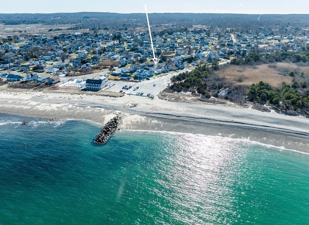 90 Town Neck Rd