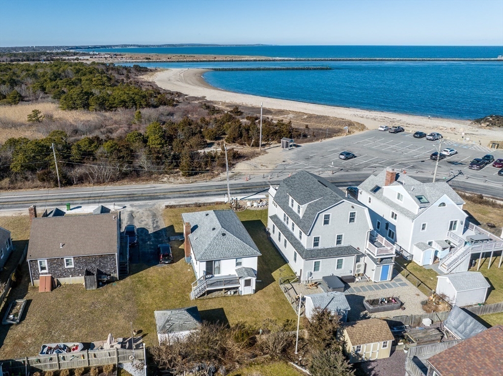 90 Town Neck Rd