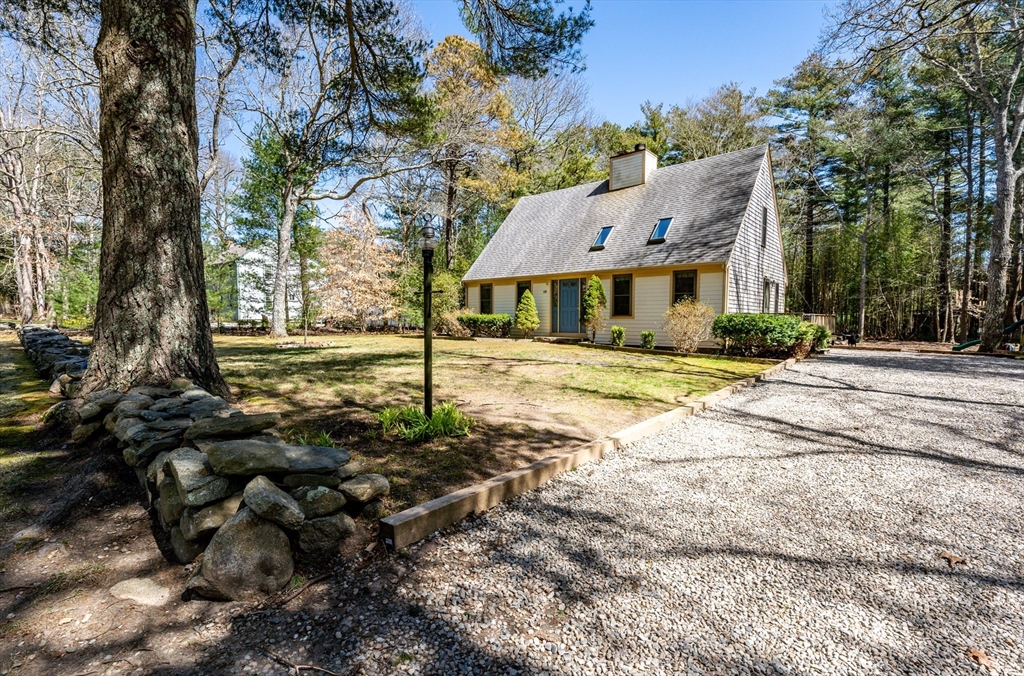 128 Bridle Path