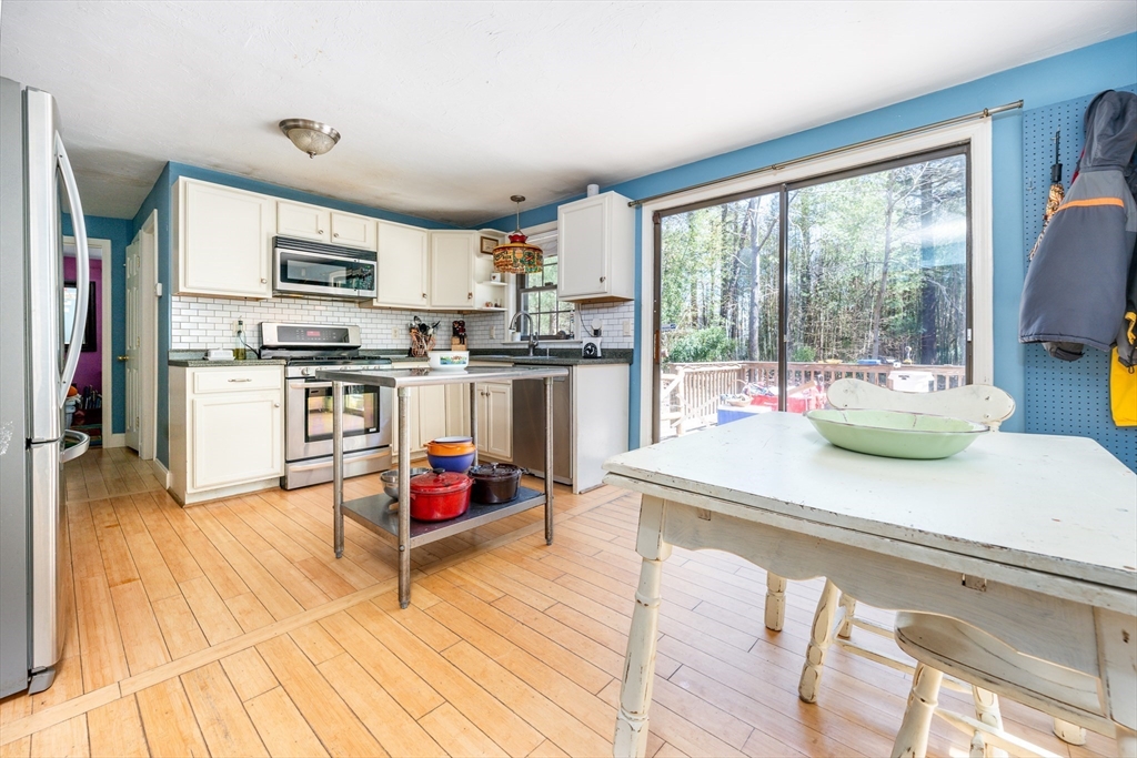 128 Bridle Path