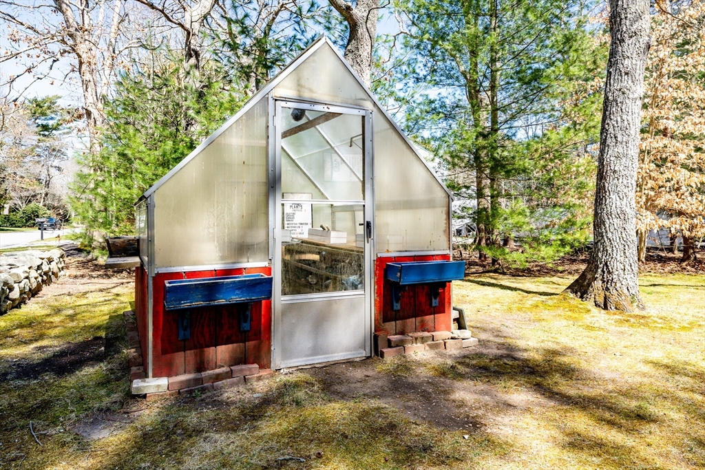 128 Bridle Path