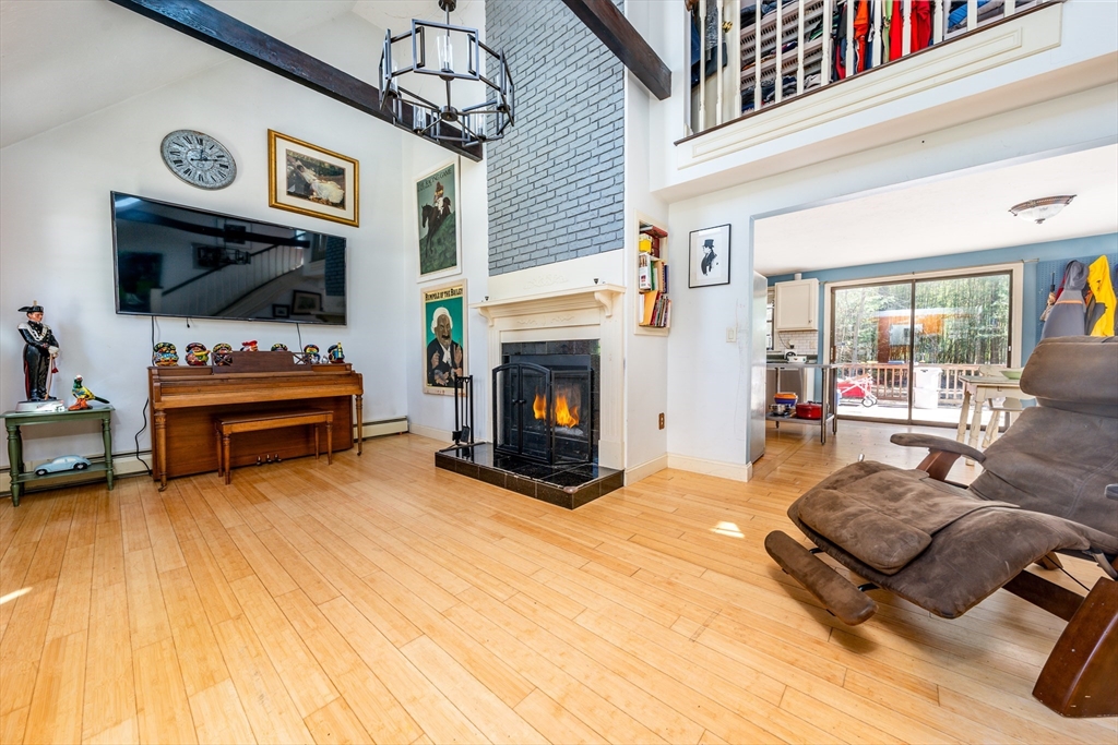 128 Bridle Path