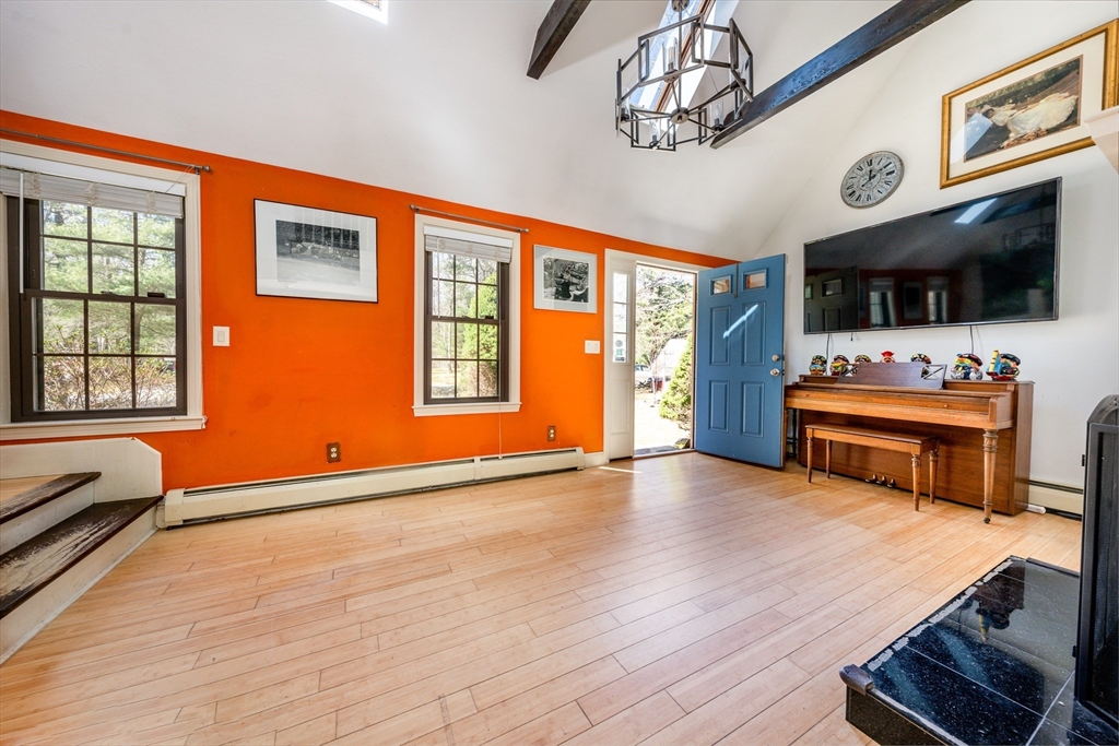 128 Bridle Path