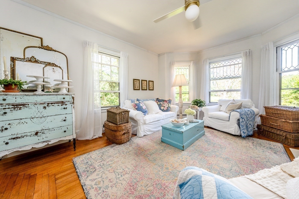 48 Puritan Rd