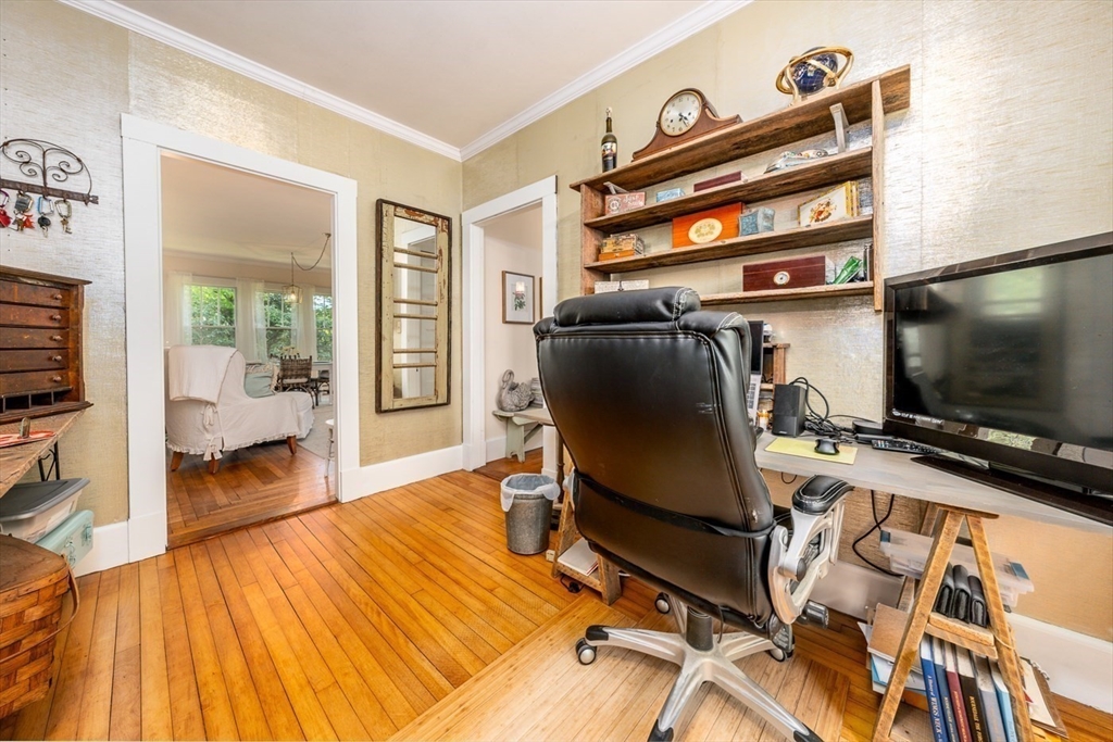 48 Puritan Rd