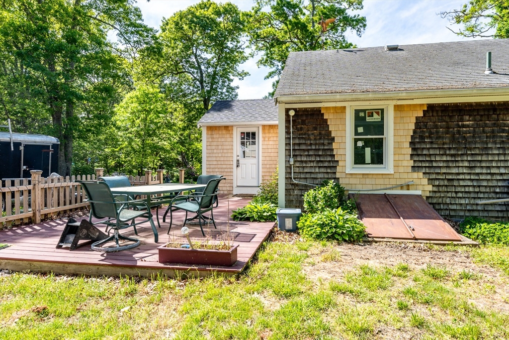 24 Lowell Dr