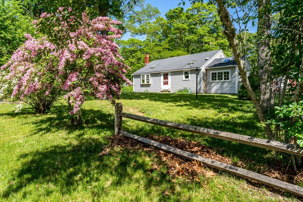 24 Lowell Dr