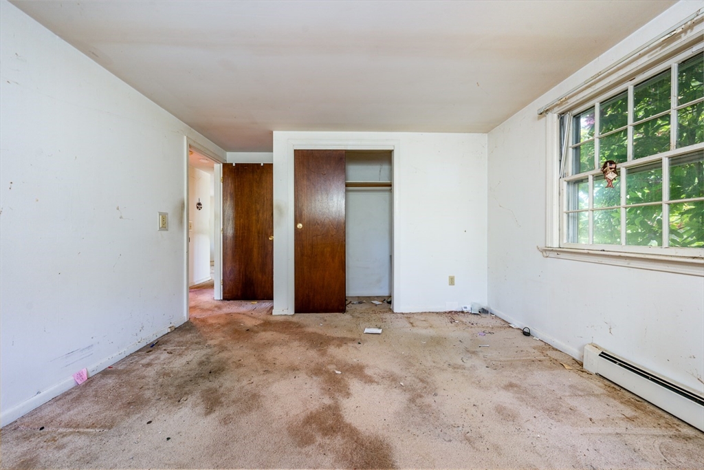 3 Phyllis Dr