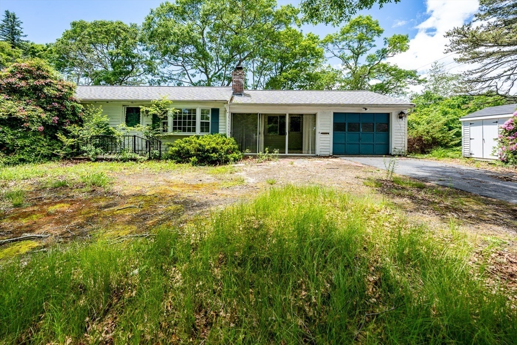 3 Phyllis Dr