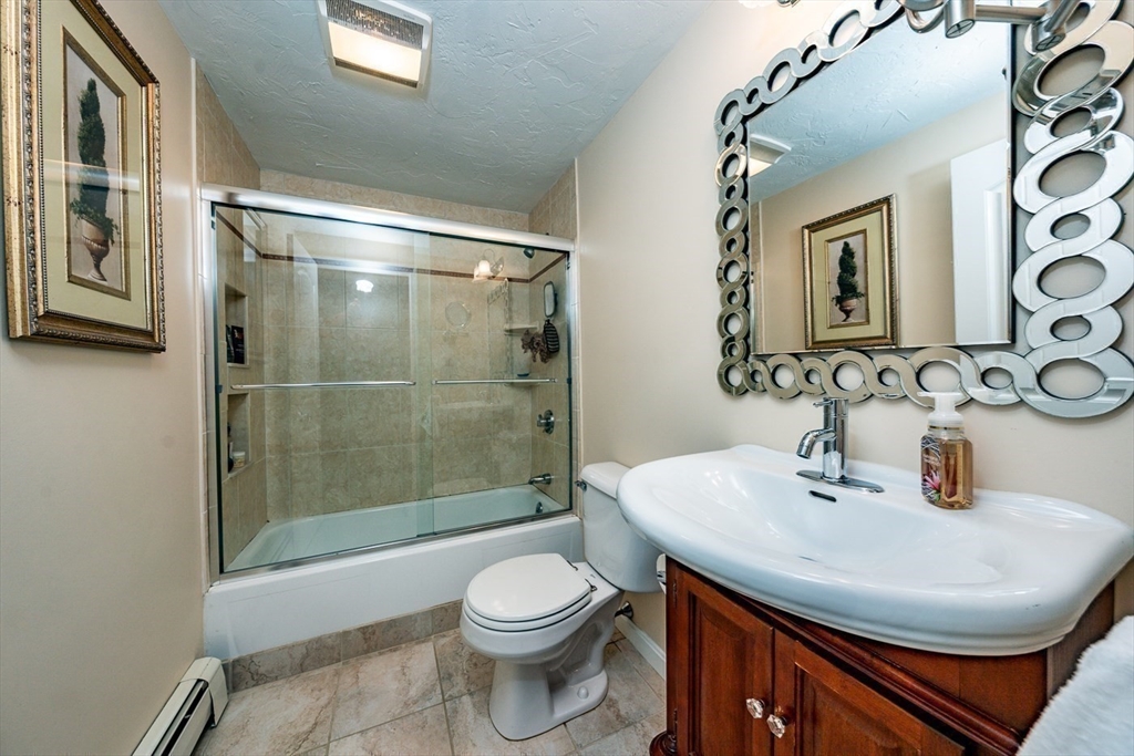 60 Broadway St # 10