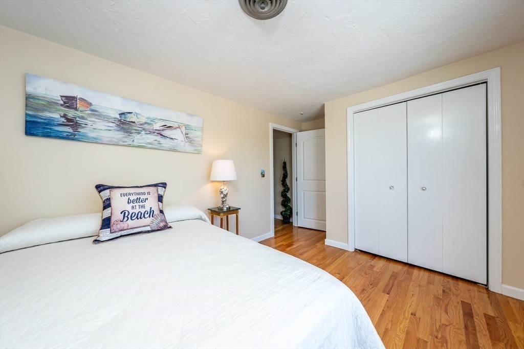 60 Broadway St # 10