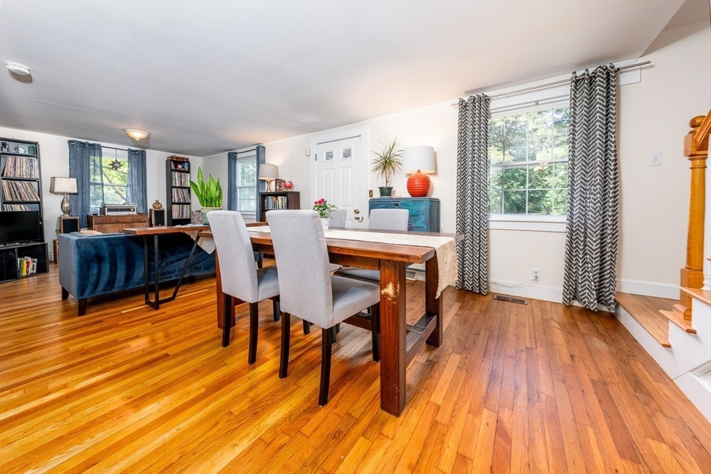 80 Dunns Pond Rd