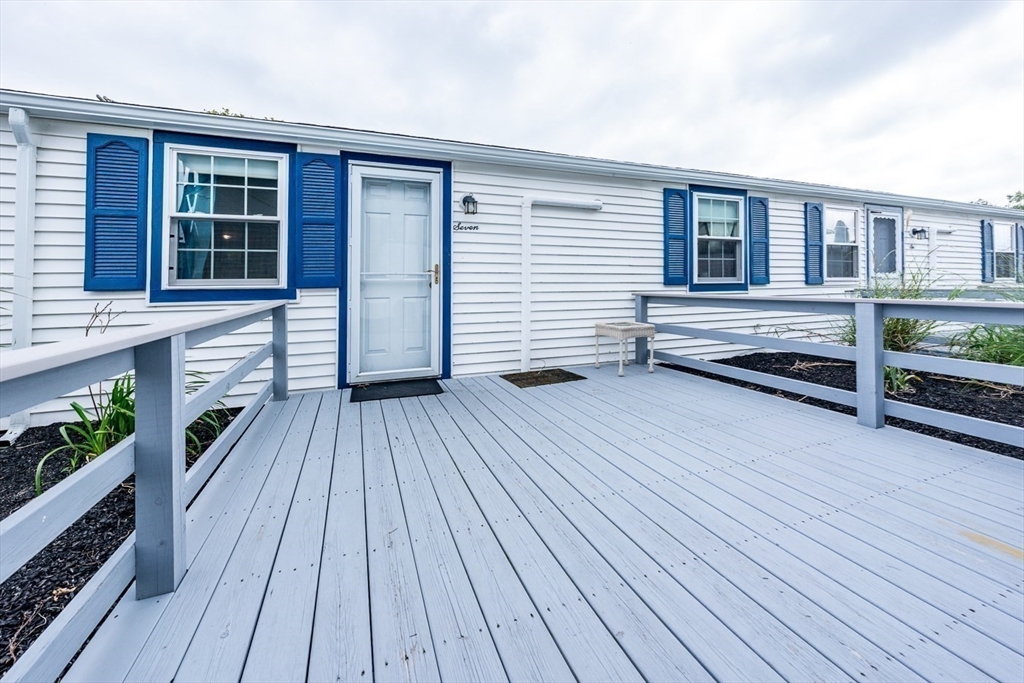 60 Broadway St # 7