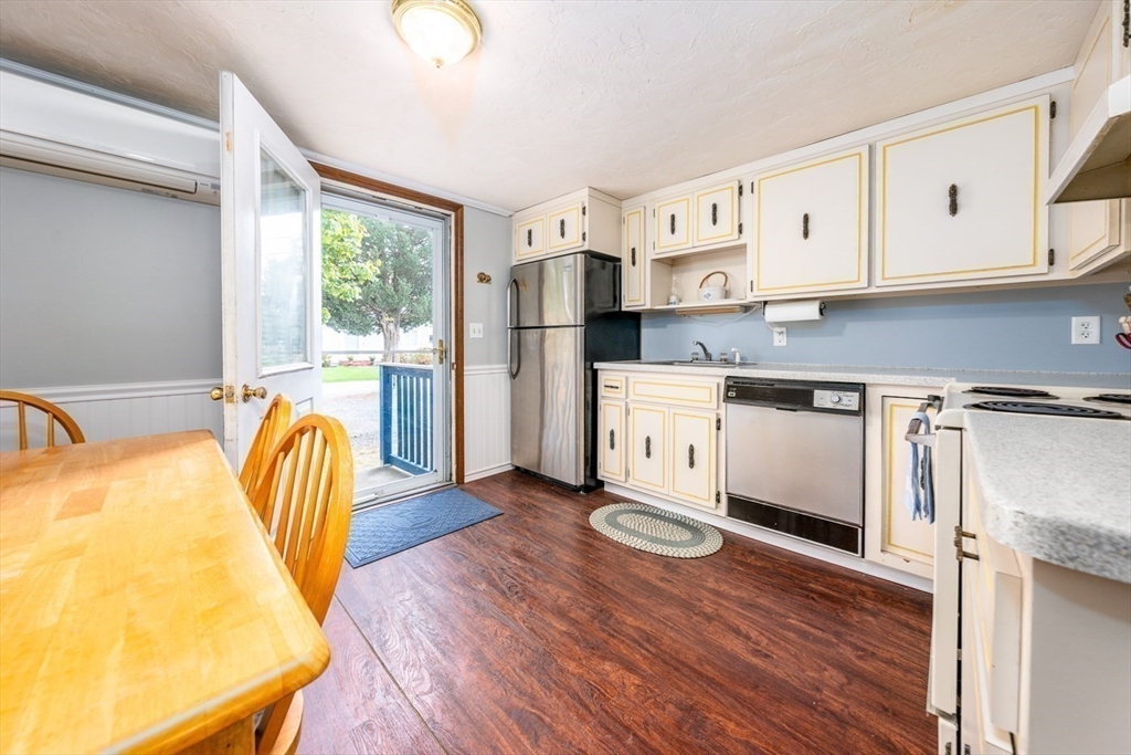 60 Broadway St # 7