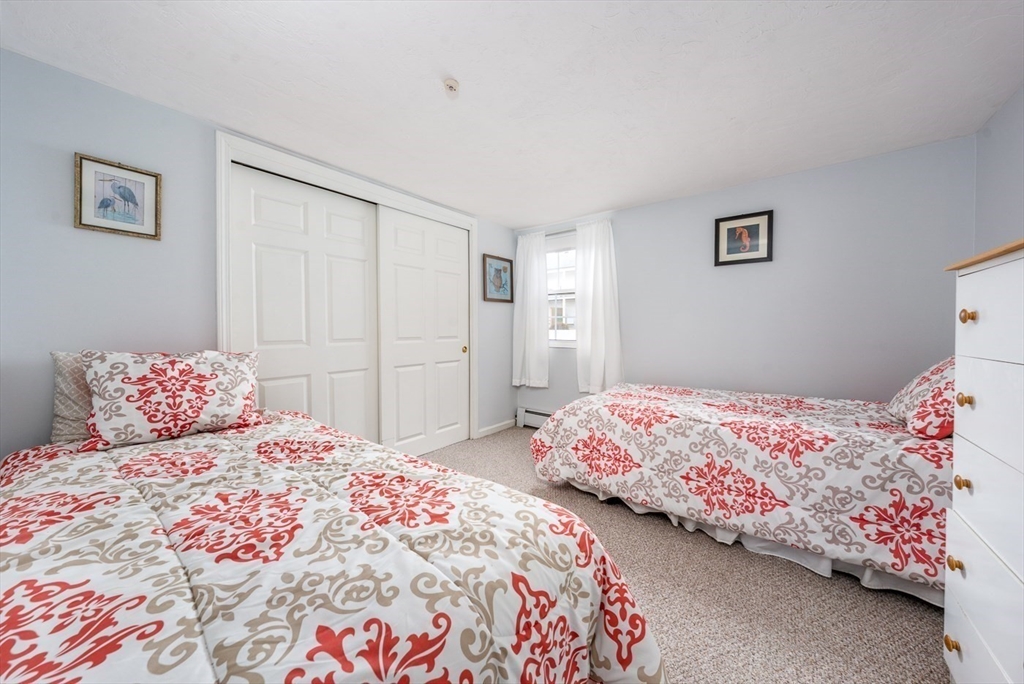 60 Broadway St # 5