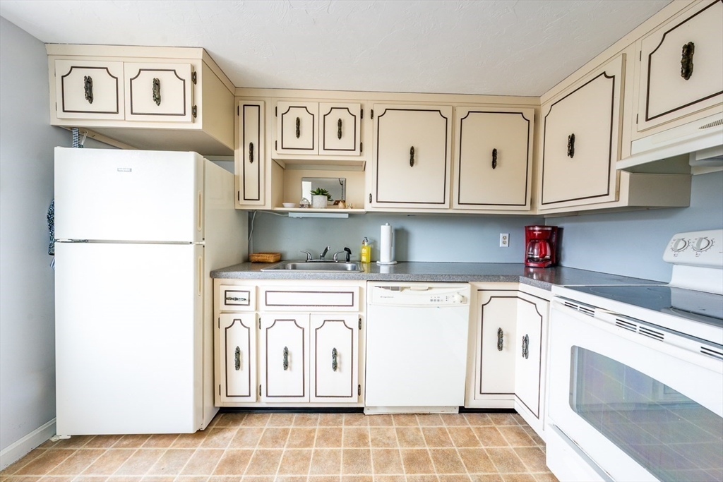 60 Broadway St # 5