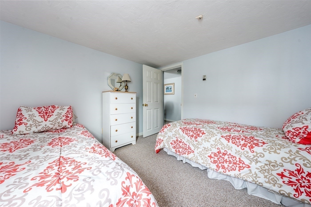 60 Broadway St # 5