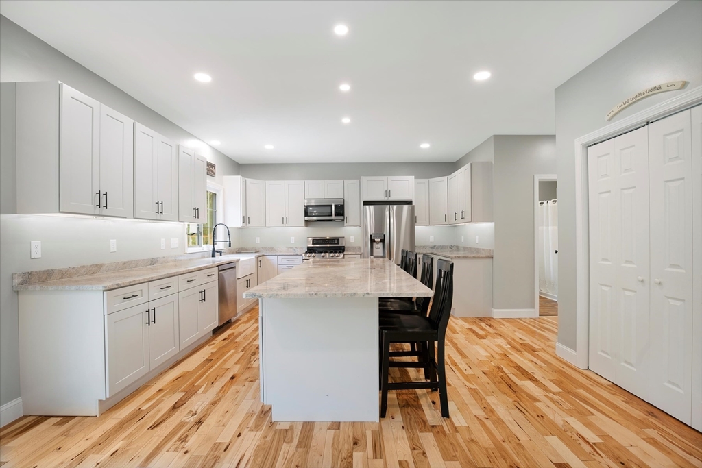 23 Pimlico Pond Rd