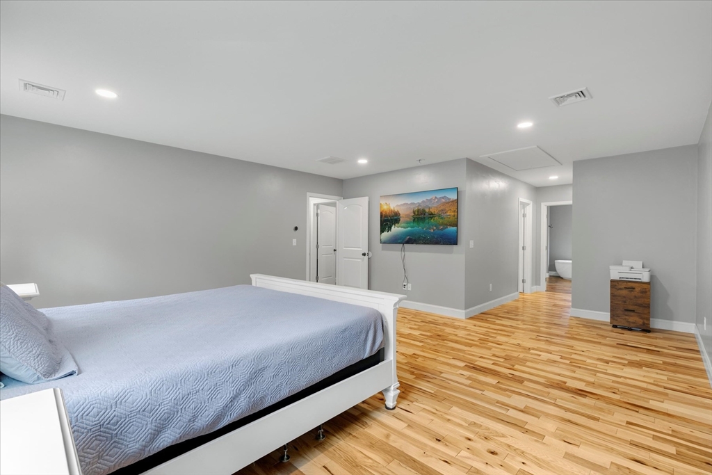 23 Pimlico Pond Rd