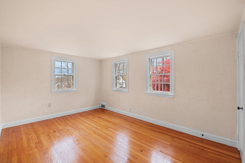 54 Elm St