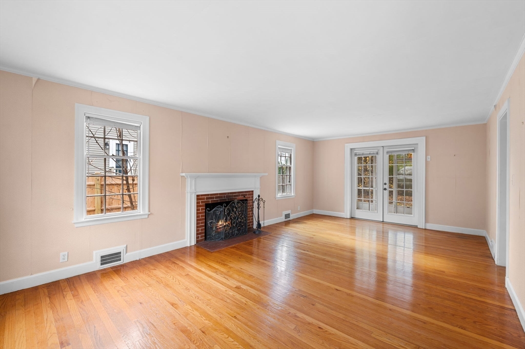 54 Elm St