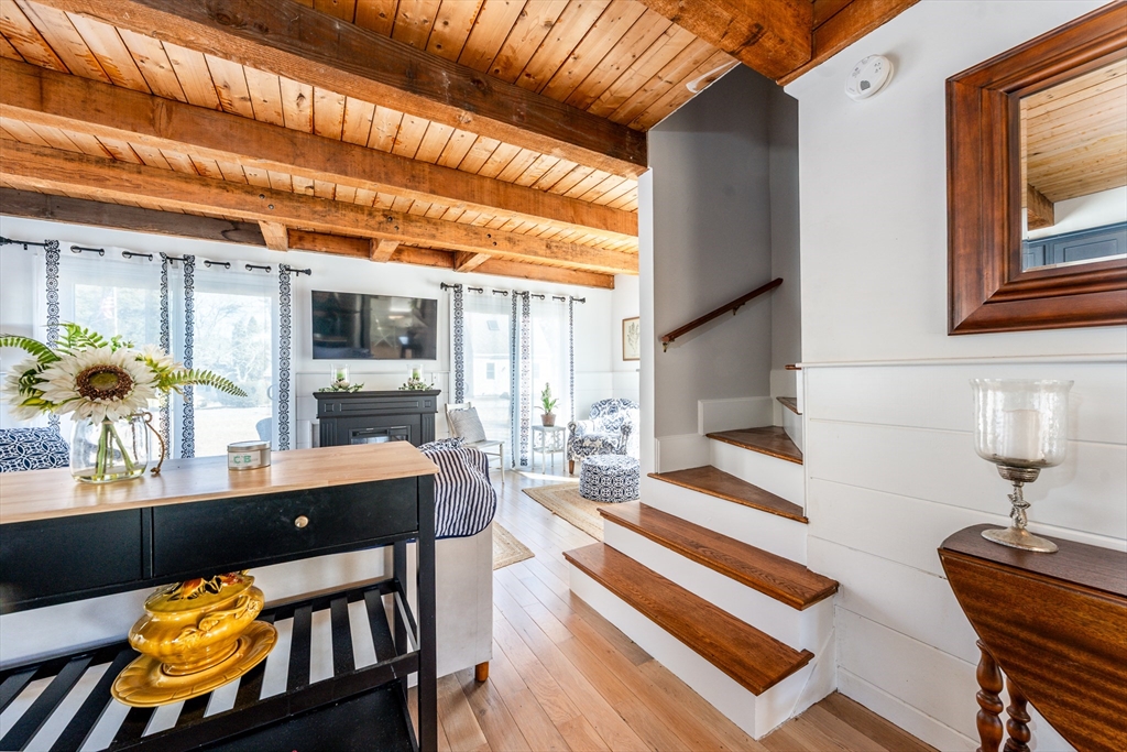 9 Bells Neck Rd # 10