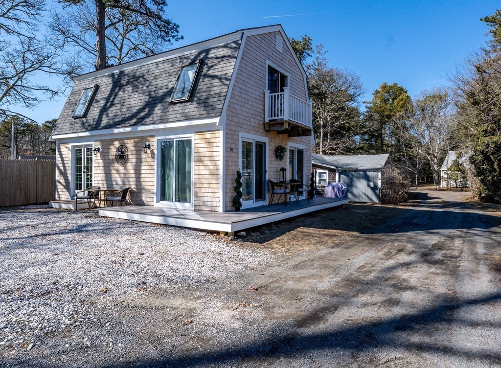 9 Bells Neck Rd # 10