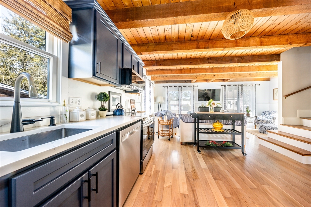 9 Bells Neck Rd # 10