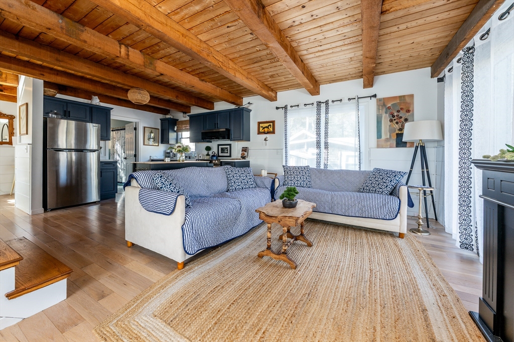 9 Bells Neck Rd # 10