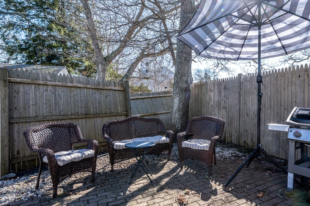 9 Bells Neck Rd # 10