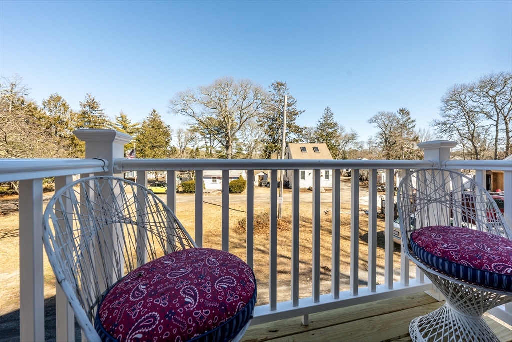 9 Bells Neck Rd # 10