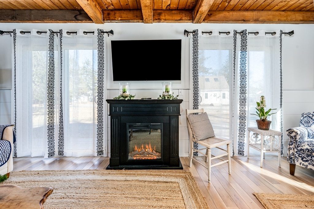 9 Bells Neck Rd # 10