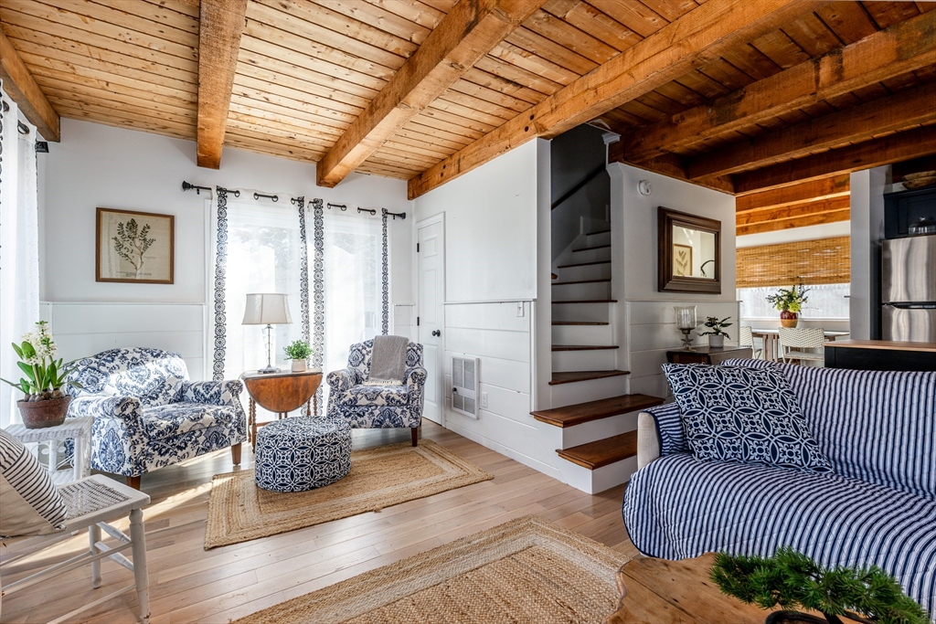 9 Bells Neck Rd # 10